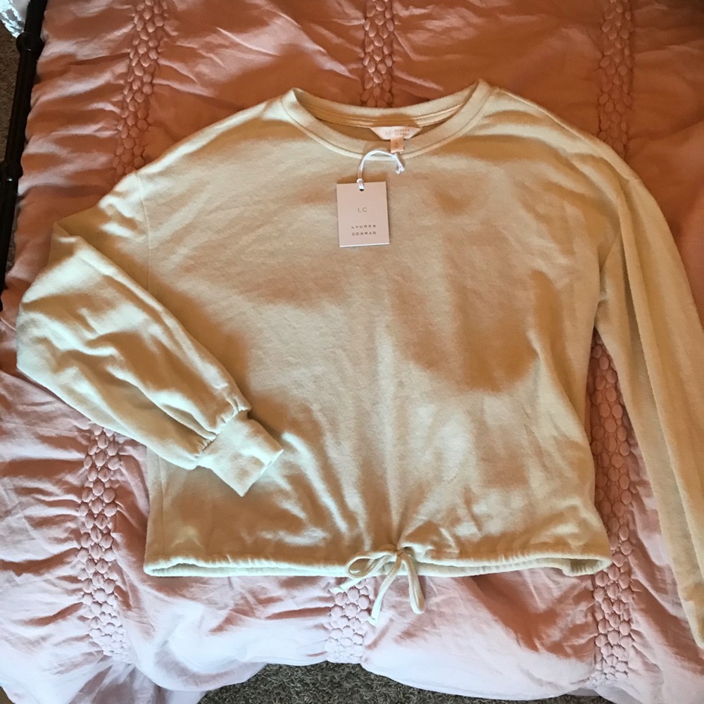 Kohl’s Tan/Beige Sweater
